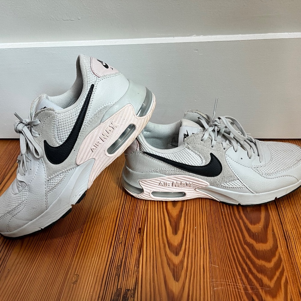 Nike Air Max Excee Womens Shoes